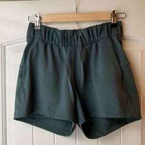 Lululemon On the fly short